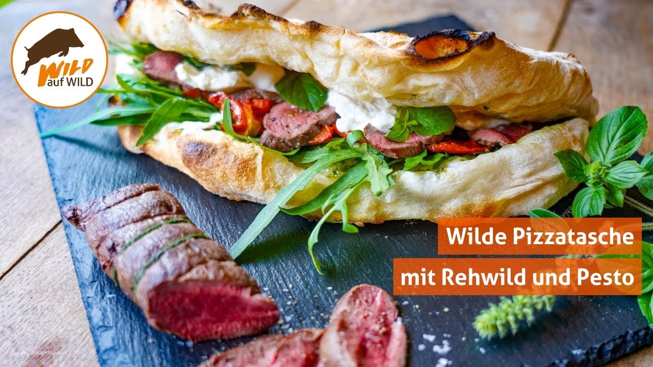 Wilde Pizzatasche mit Rehwild und Pesto