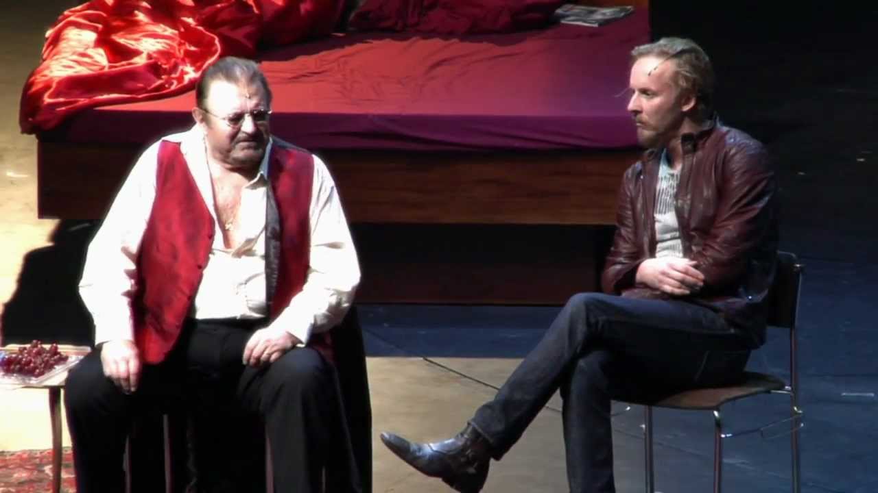 Hamlet - Helsingin Kaupunginteatteri