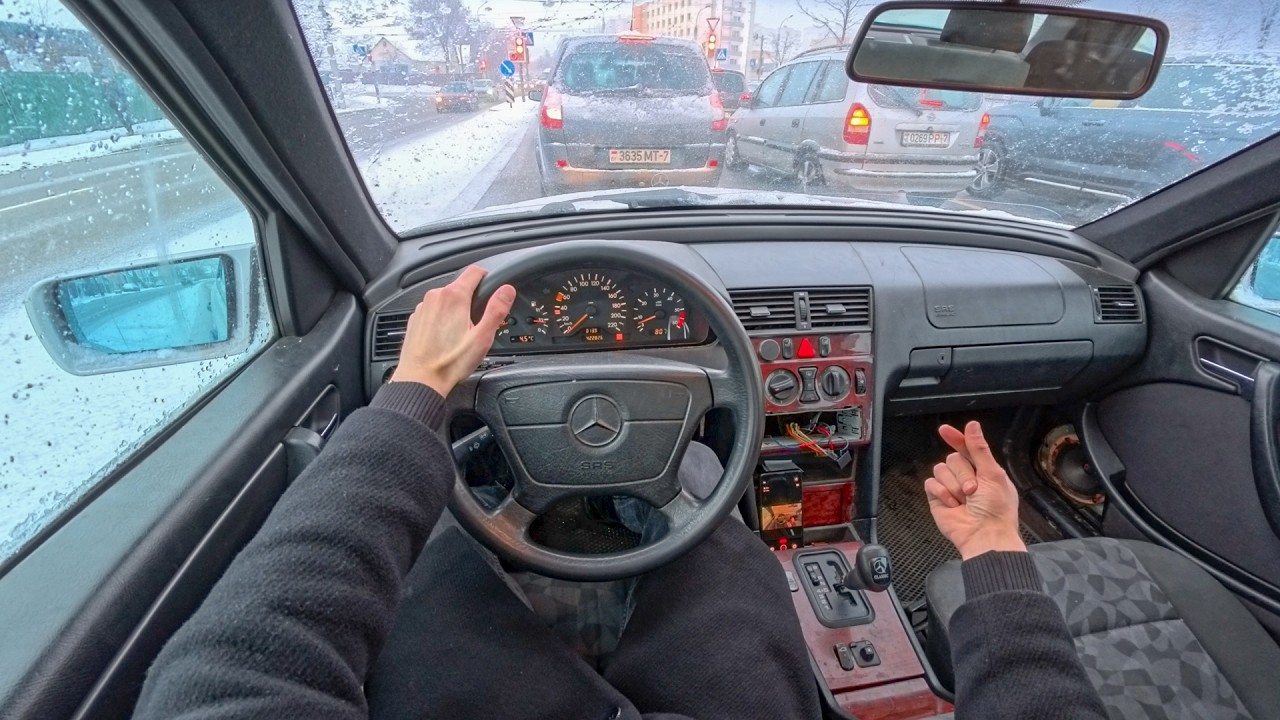 Test-Drive on a Mercedes-Benz C-klasse W202 (1997) 2.2 D (95 hp) - Old and tired sedan - POV Drive