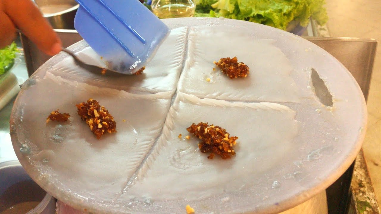 STEAMED RICE DUMPLINGS | TAPIOCA BALLS WITH PORK FILLING | STREET FOOD