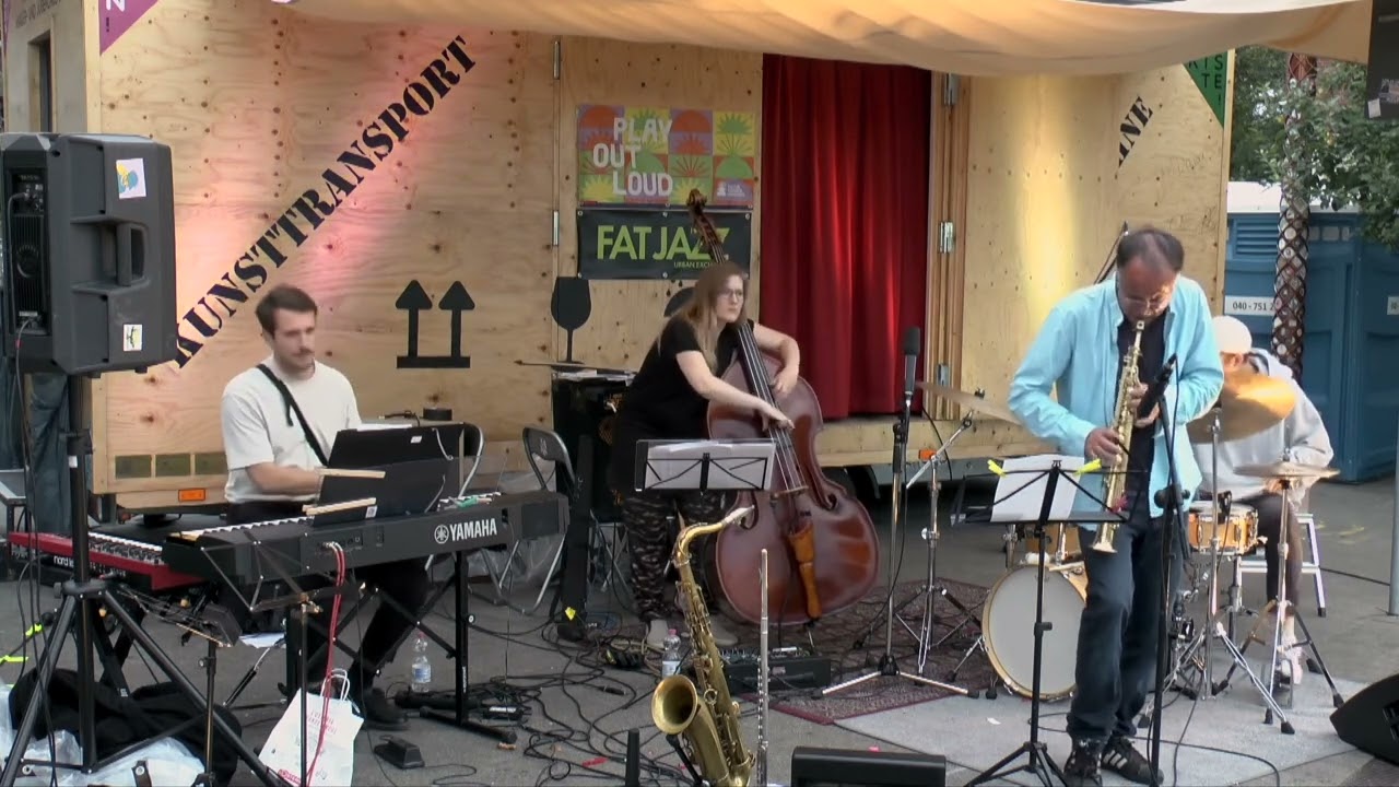 Walking Distance - LISA WULFF QUARTET