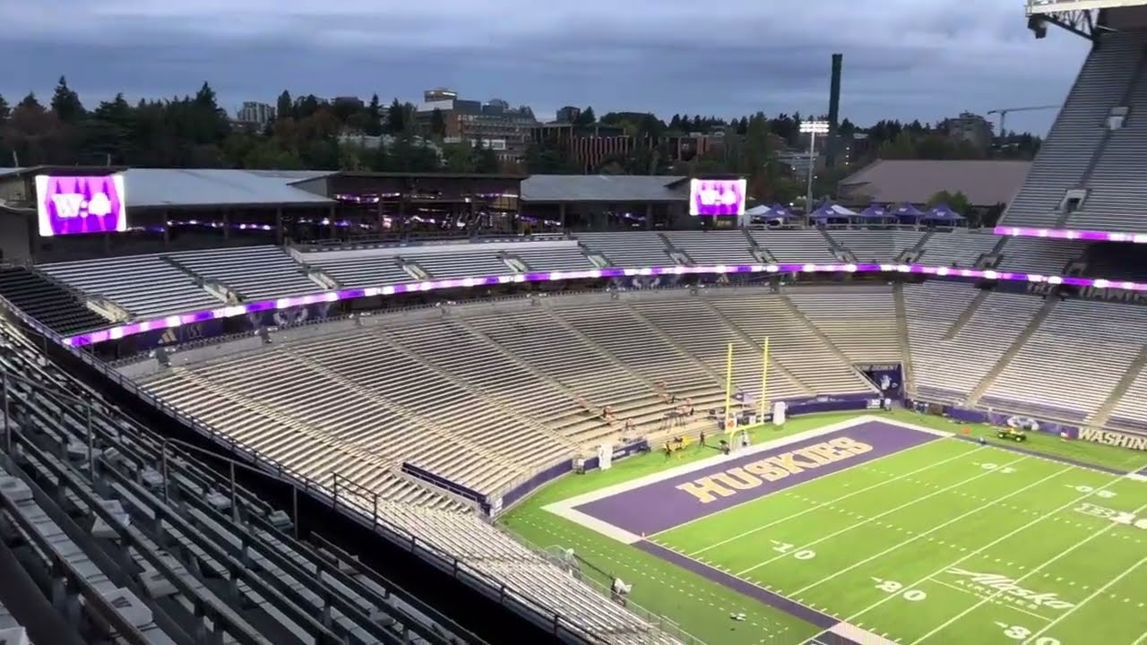 Washington Huskies Football: Gameday Inside Husky Stadium