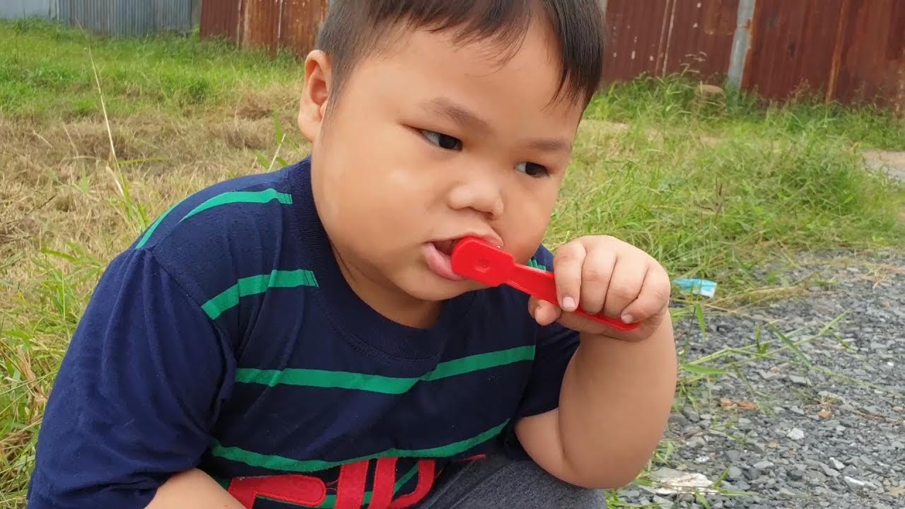 Trò Chơi Bé Pin Học Mẫu ❤ ChiChi ToysReview TV ❤ Đồ Chơi Fun Song Bài Hát Vần Thơ