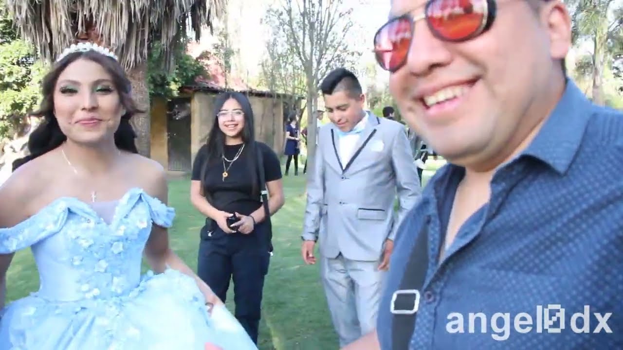 Fiesta en un lugar diferente, una chinampa de Xochimilco