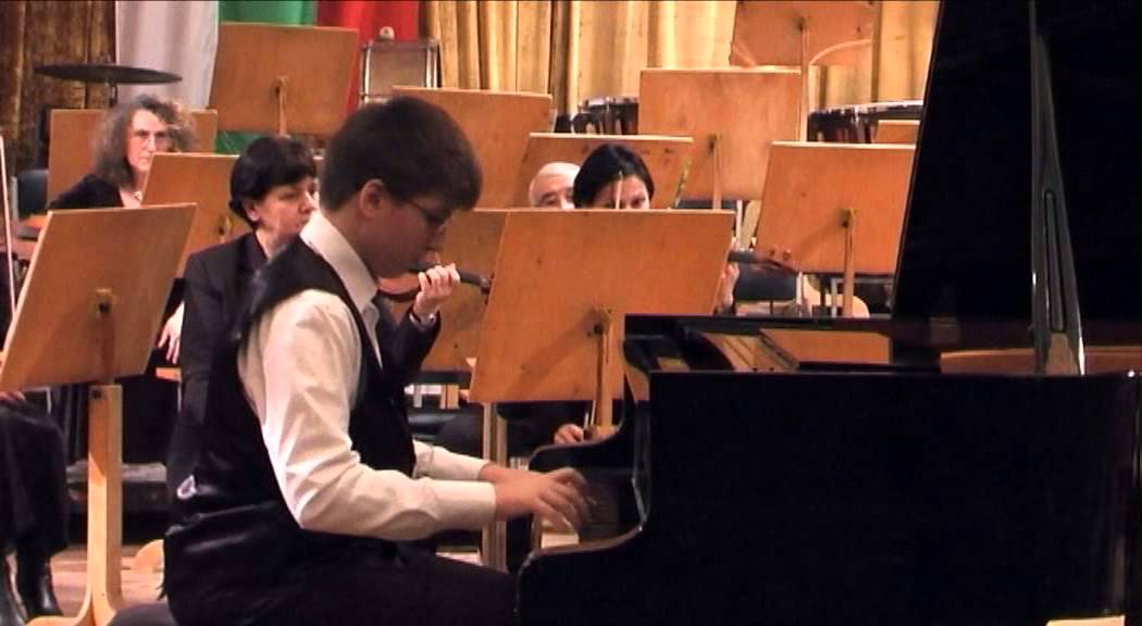 Mozart:Piano Concerto No.12 in A major, K. 414, Georgi Vasilev