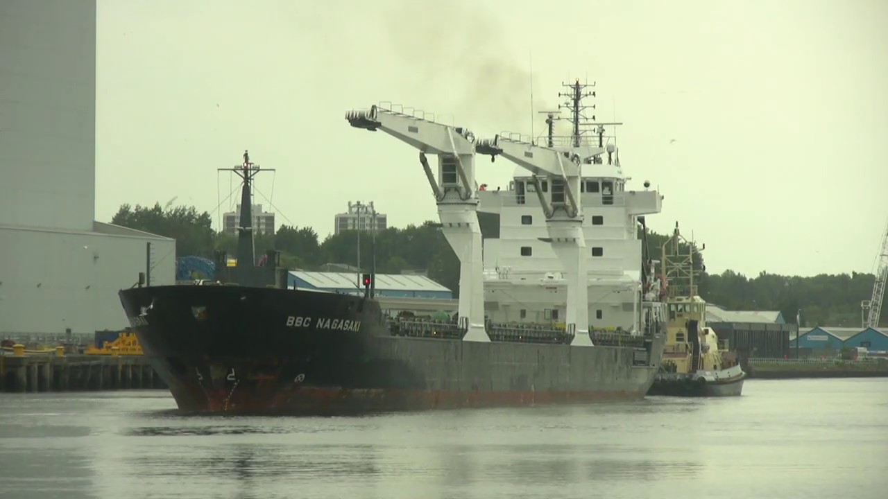 Heavy Lift Ship BBC Nagasaki leaving the River Tyne 7th June 2019
