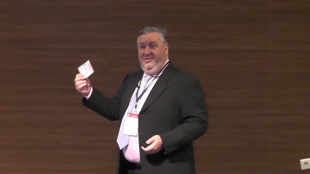 Alan M. HAYDEN, IATA ''Transforming check-in immigration and identification using new technologies''