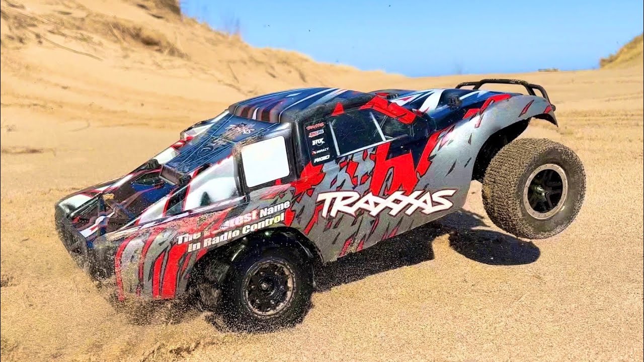 Traxxas Slash 2wd ~ SAND DUNES & PADDLE TIRES!!