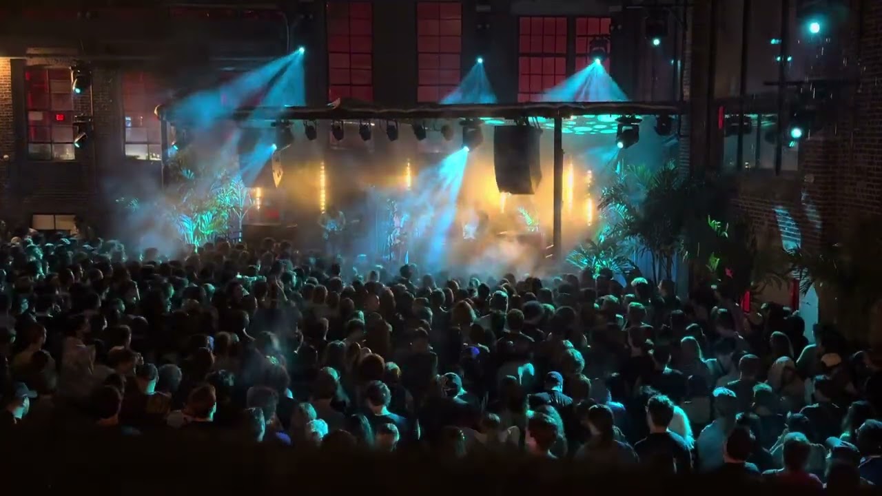 feeble little horse - Shopping (new song) live 9/27/25