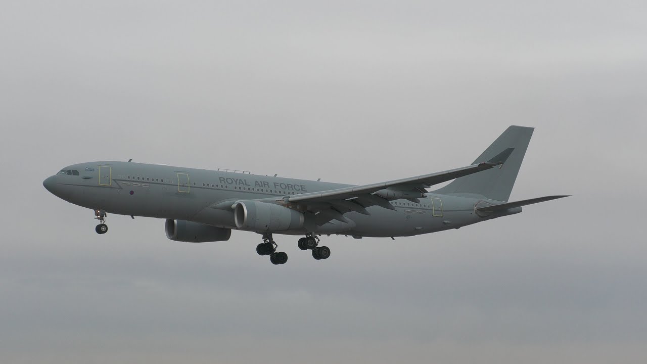 Royal Air Force Airbus KC2 Voyager A330-243MRTT(ZZ335) arriving at Las Vegas!