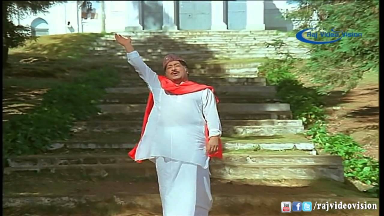 Ezhuthatha Sattangal HD Song