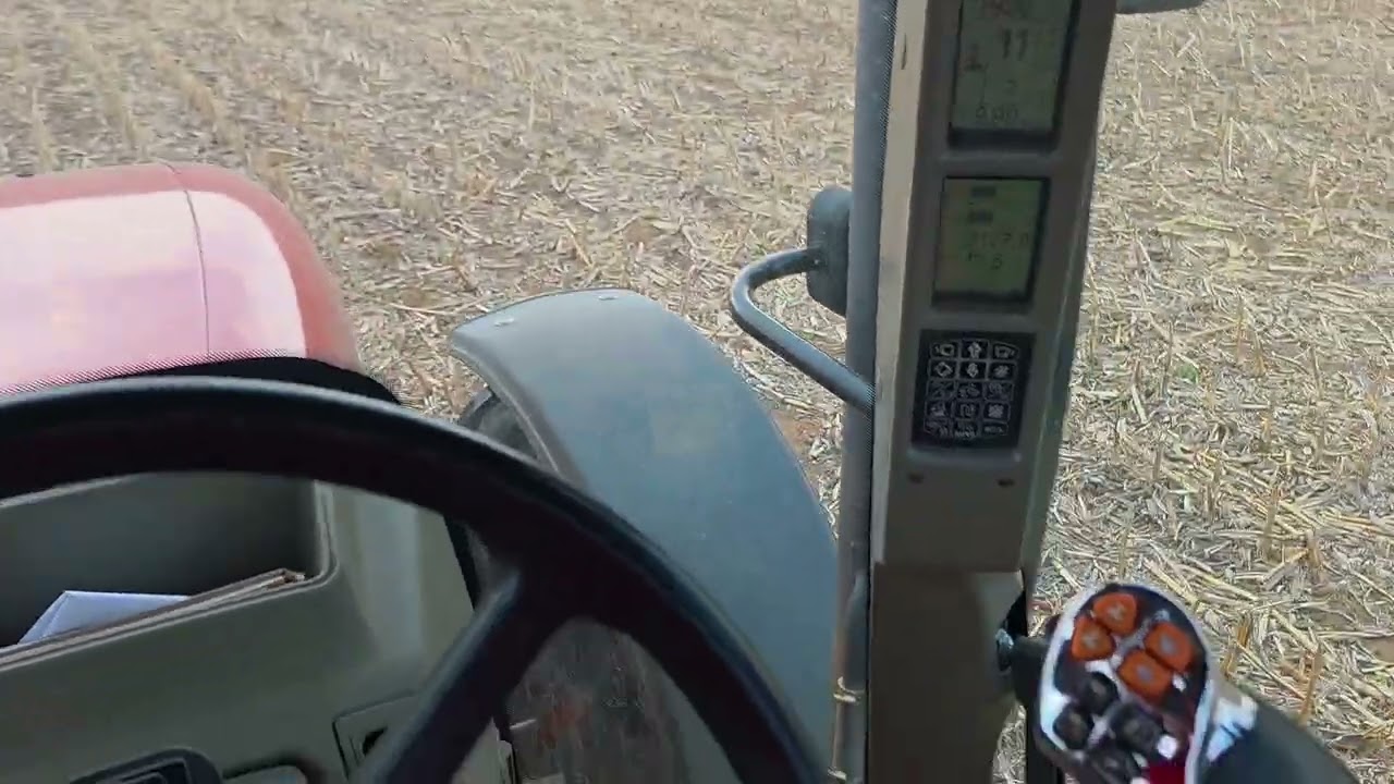 Demoing a 4 row Orthman striptill unit. 