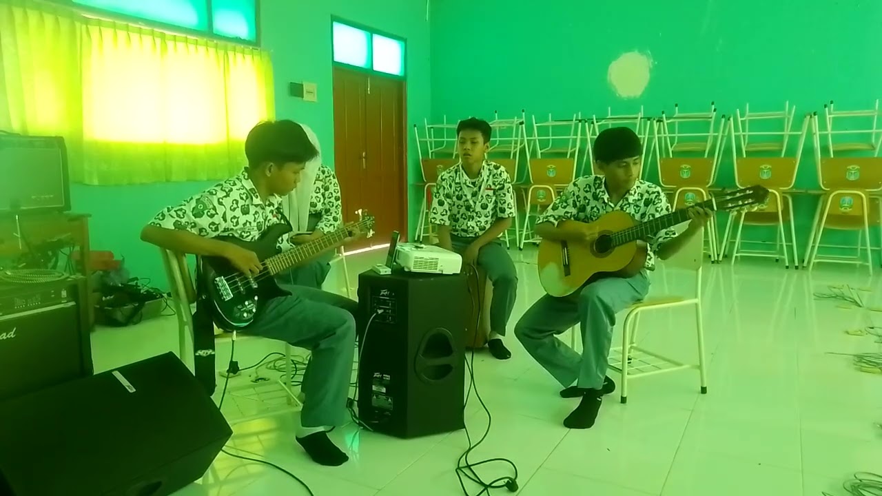 Latihan kelas X 7 laskar pelangi 