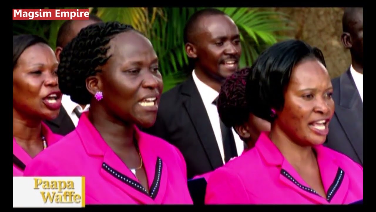 Mwe Abeekitiibwa, Mubugaanye essanyu mwesiimye. tubawanjaagidde......