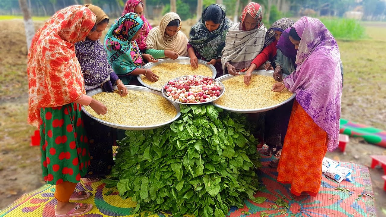 Pure VEGETARIAN Recipe - Fresh Spinach Collected From Farm - Black Gram Mixed Spinach Curry Cooking