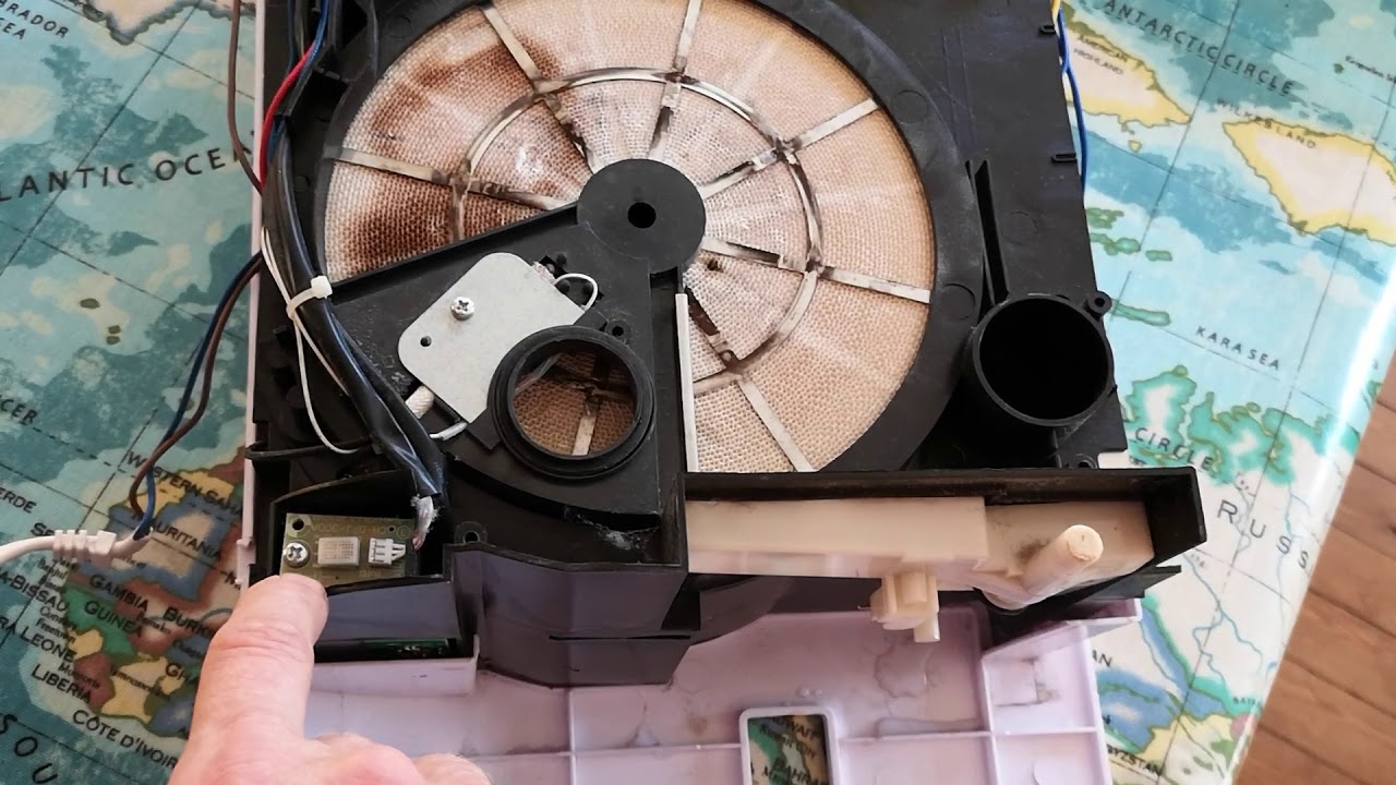 A look inside a Desiccant Dehumidifier and repair