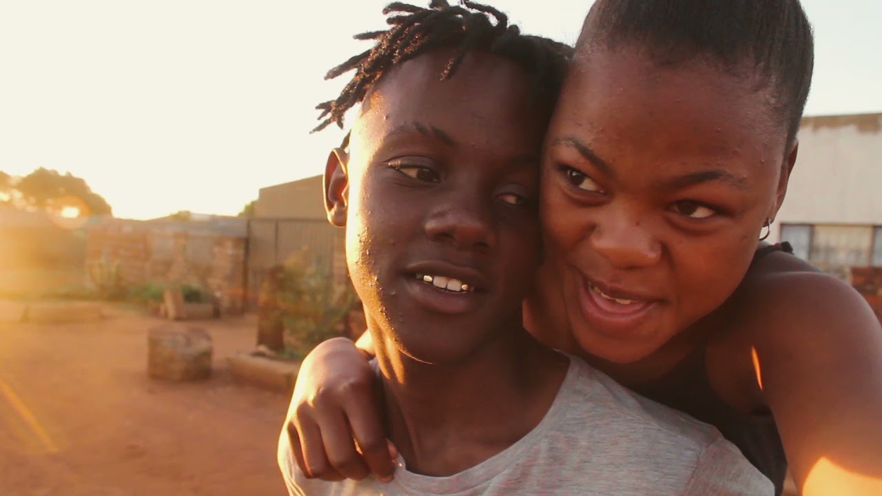 Imbongi ehlukumezekile  ft wonder da dj __uThando