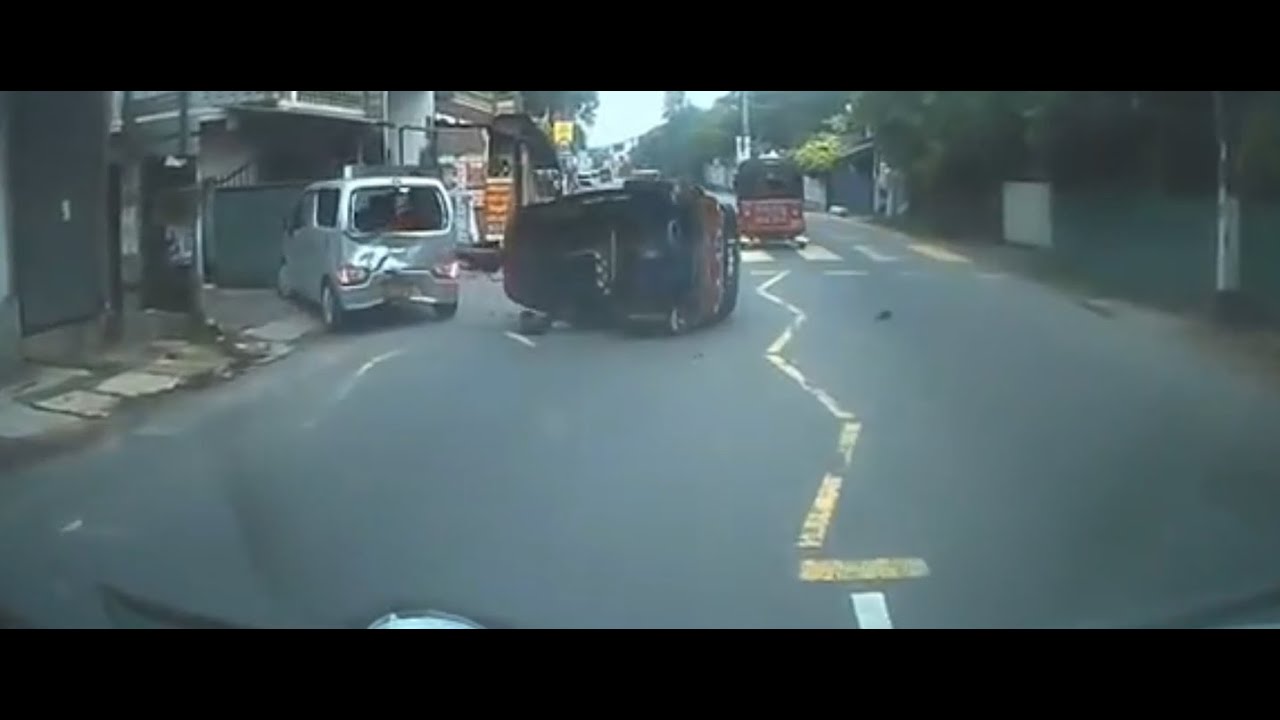 #Sri Lanka Vehicle Crash Video Footage ( 05 Accident ) NEW 2021