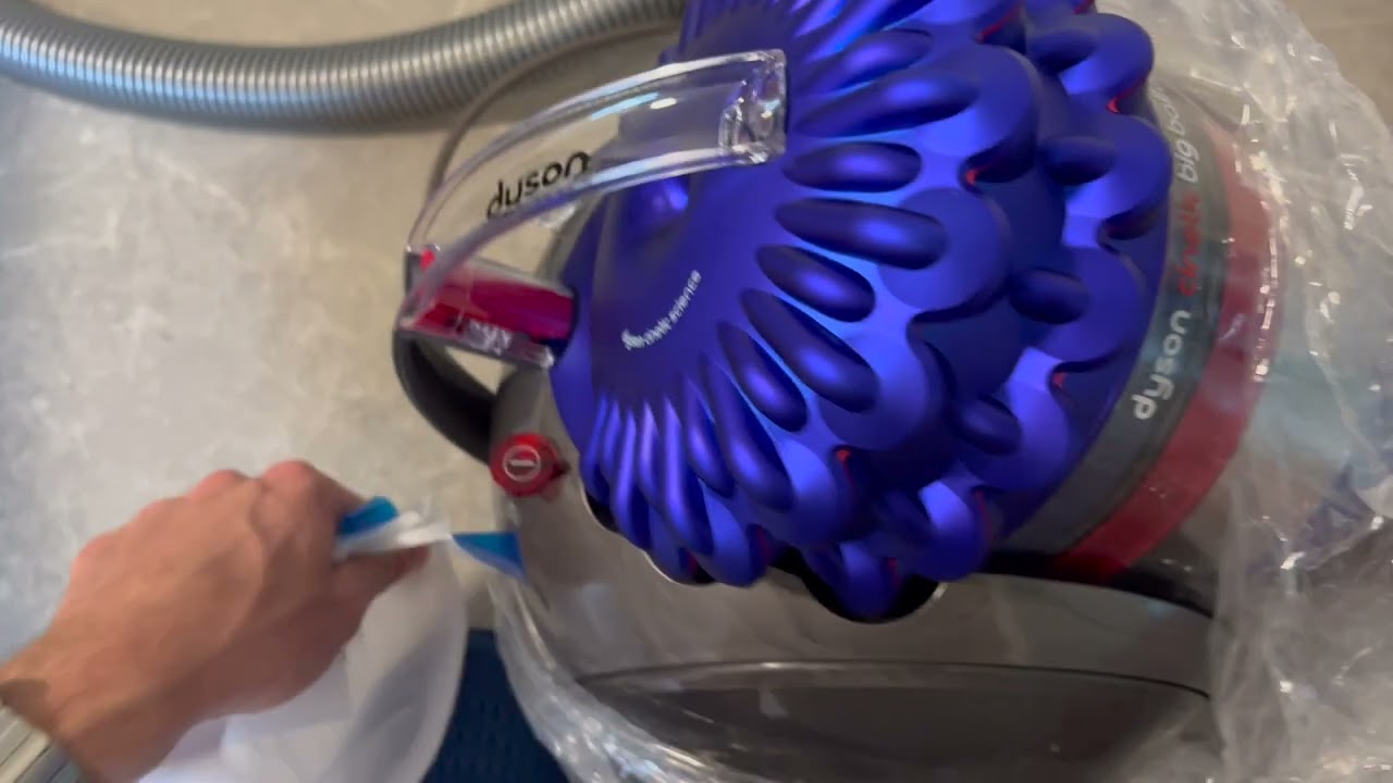 Dyson Cinetic Big Ball Animal plus Canister Vacuum Cleaner Unboxing & First Look @ accessories
