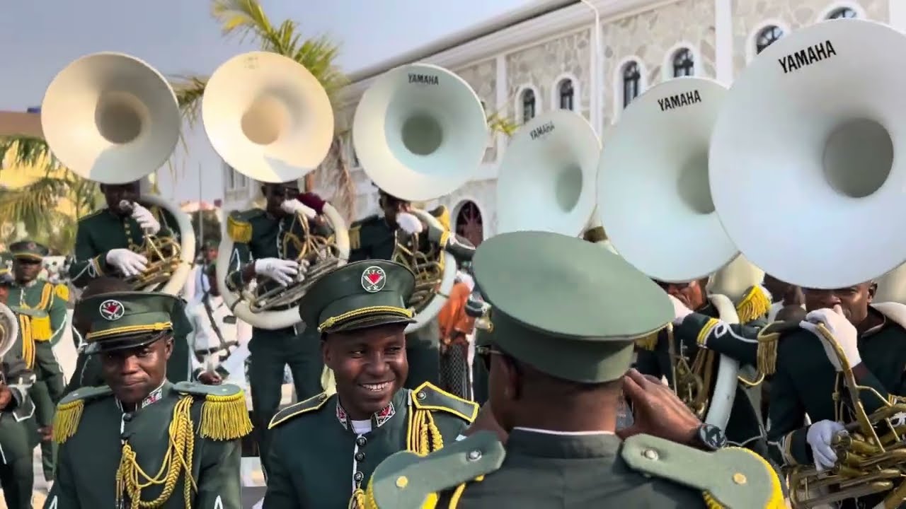 FAKI LUANDA - AIR PAPÁ SOLO 24/08/2025 LUANDA-FUBÚ🇦🇴