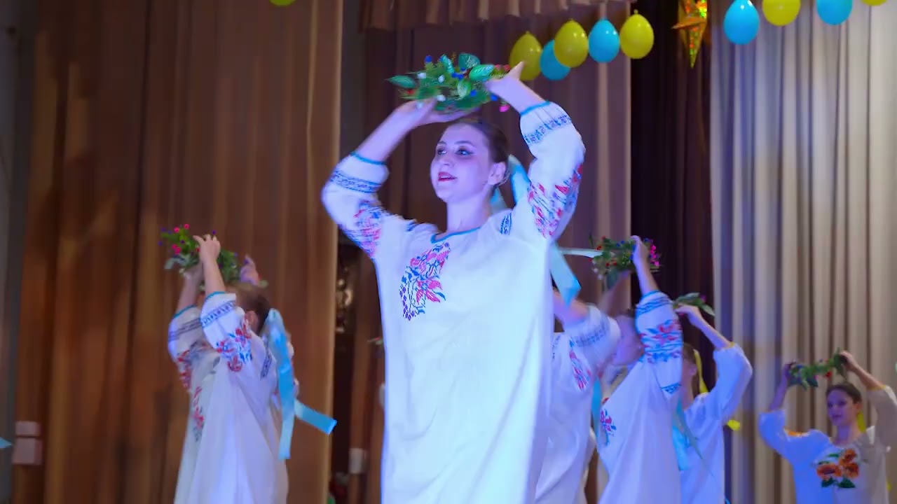 Зразковий ансамбль танцю 