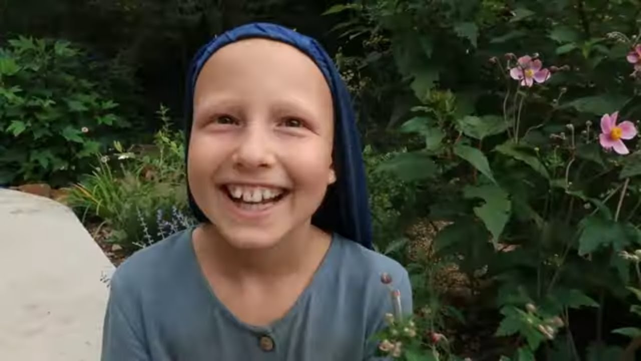 Late Summer Garden Walk With Esther Pie  (Sept. 2022) / Missouri Ozarks Zone 6