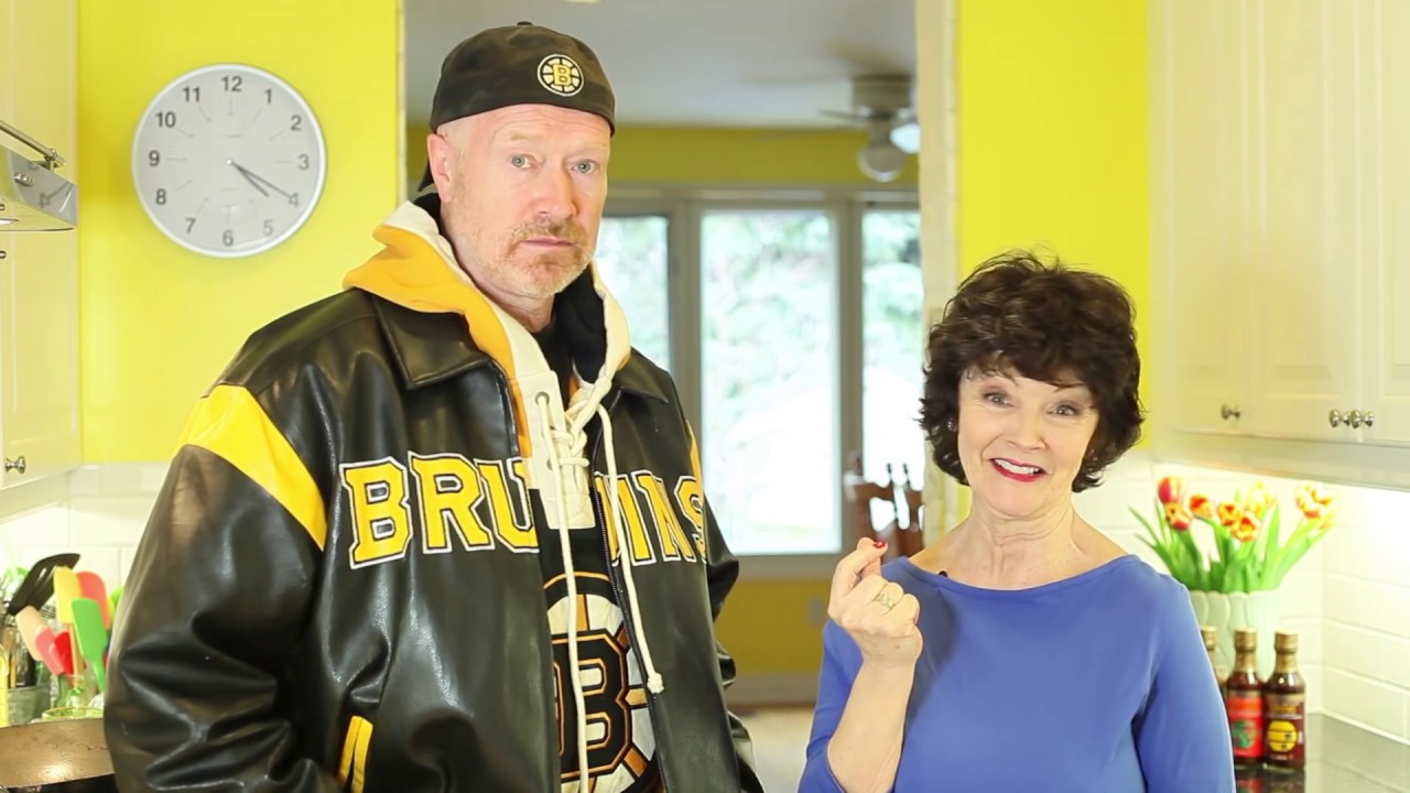 Easiest Stir Fry EVER with Mairlyn Smith’s Husband, Scott Doing the Cooking