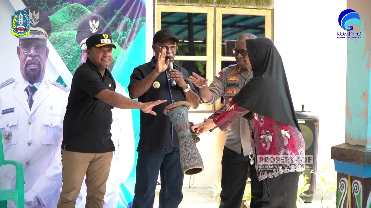 BUPATI DAN WAKIL BUPATI JAYAPURA HADIRI MUSRENBANG WILAYAH PEMBANGUNAN II DI DISTRIK RAVENIRARA