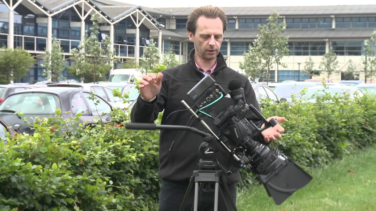 How to correctly balance a tripod with Nigel Cooper.
