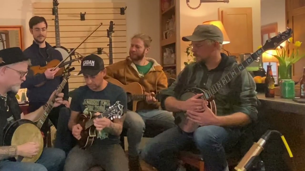 Gadan in The Banjo Kitchen