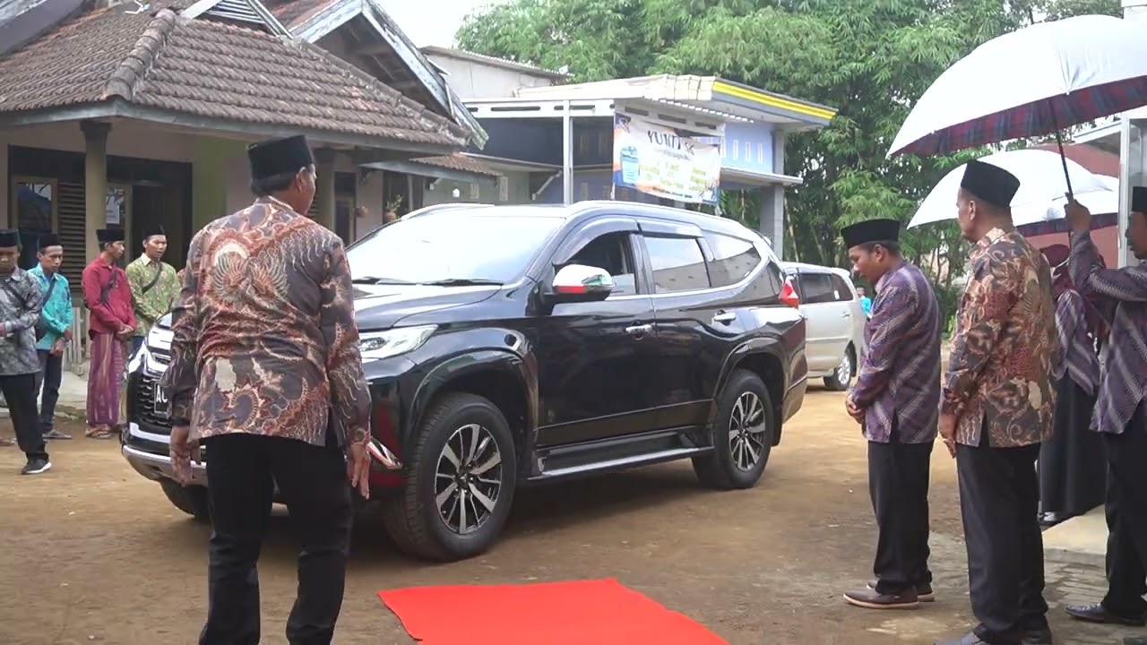 Kerawuhan Beliau Hadrotul Mukarrom Kanjeng Kiai Abdul Ali Fikri Ra. Di Pondok Kedunglo IX Bululawang