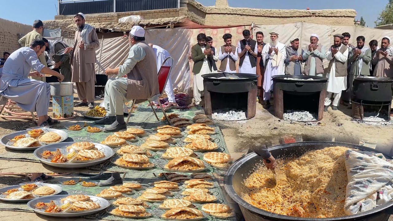 Wedding food in Kabul Afghanistan | Kabuli pulao recipe in Wedding ceremony | Marriage food