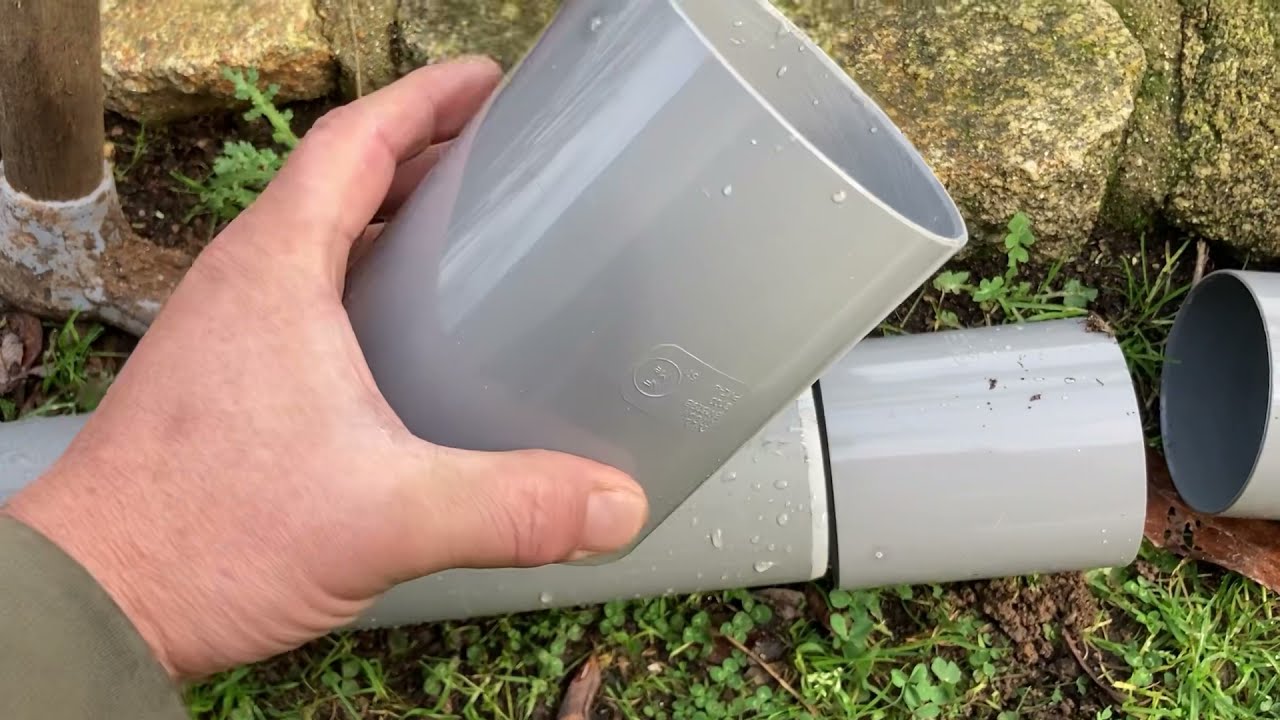 Comment réparer tuyau pvc évacuation eaux usées racines canalisations bouchées (déboucher) fuites