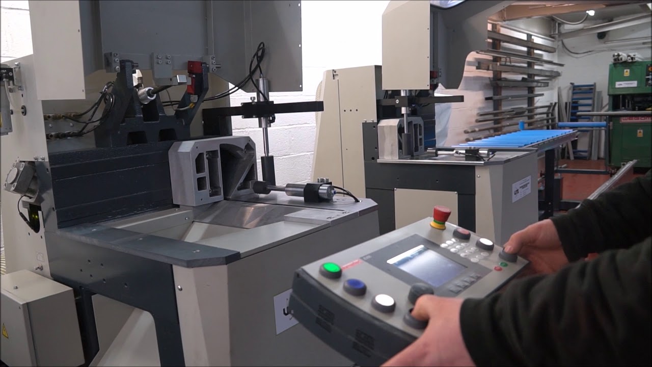 Elumatec DG 142 with E355 Positioner Controller
