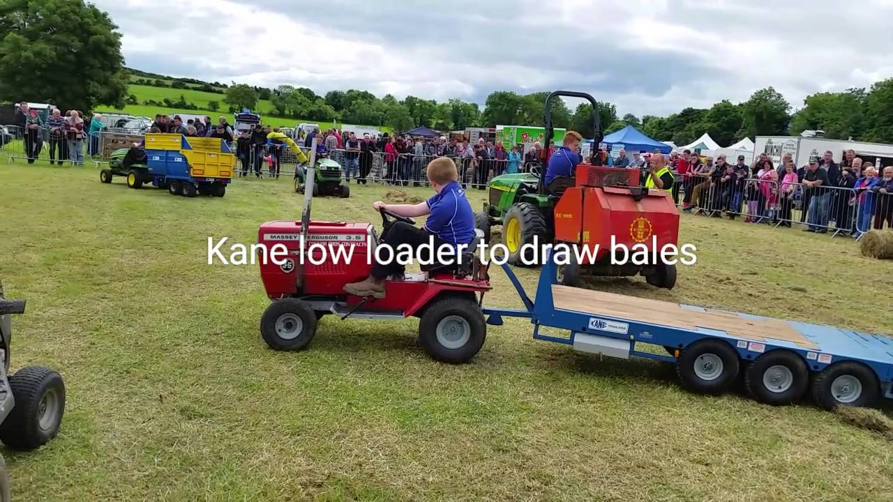 Murray, Connor and Gill Bros. The Grass lads at Claragh bridge vintage rally July 2016