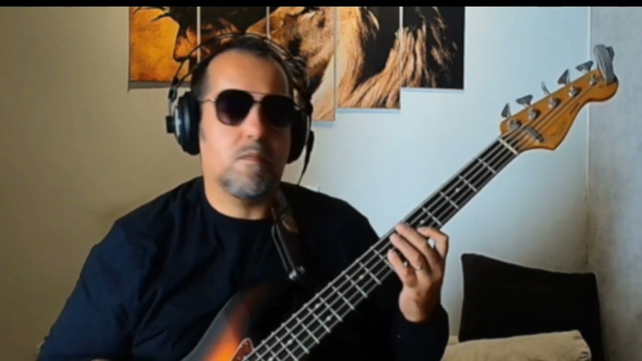REGGAE BASS COVER  - ONE STEP FORWARD - MAX ROMEO @maxromeovevo4860