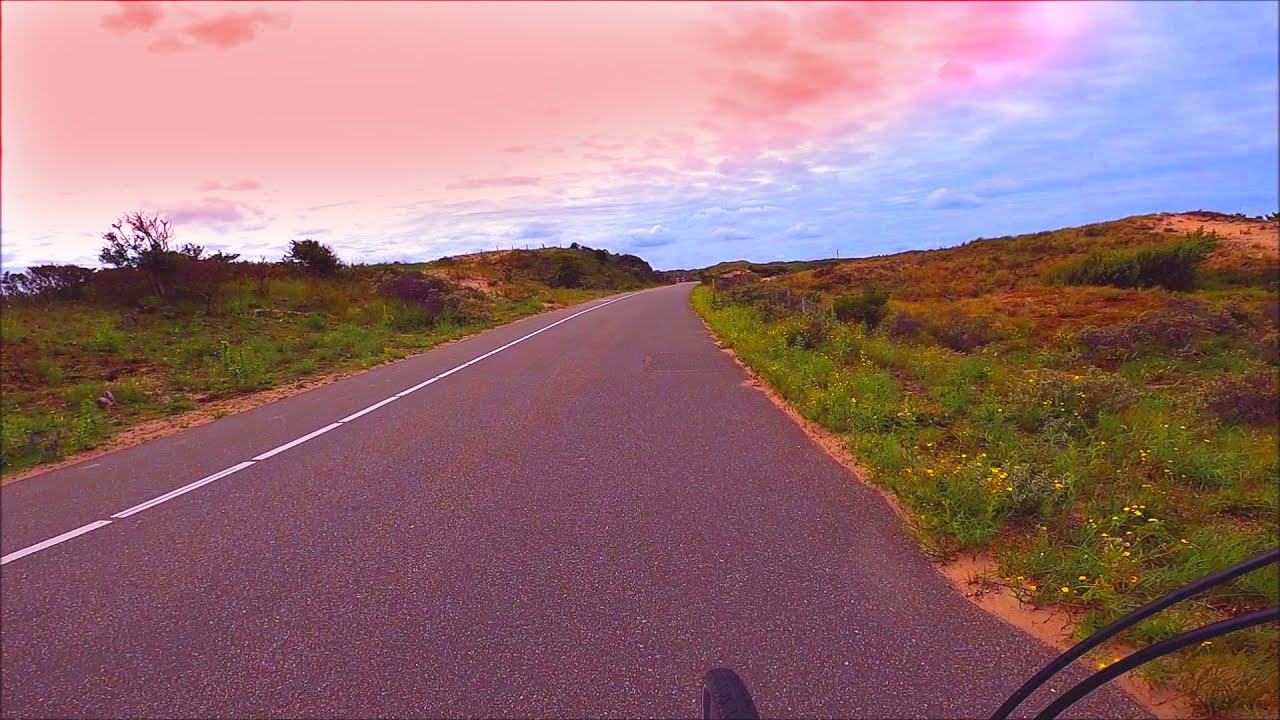 Urlaub Duinrell - Fahrradtour durch Dünen vom Park zum Strand Wassenaarse Slag