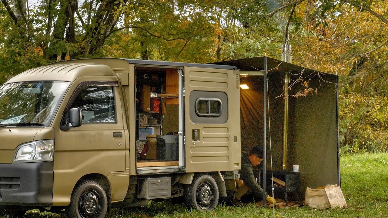 Наслаждайтесь осенними листьями в походе с дровяной печью! Расслабляющие звуки природы