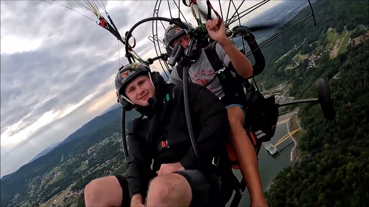 Lot Kamila nad Jeziorem Mucharskim