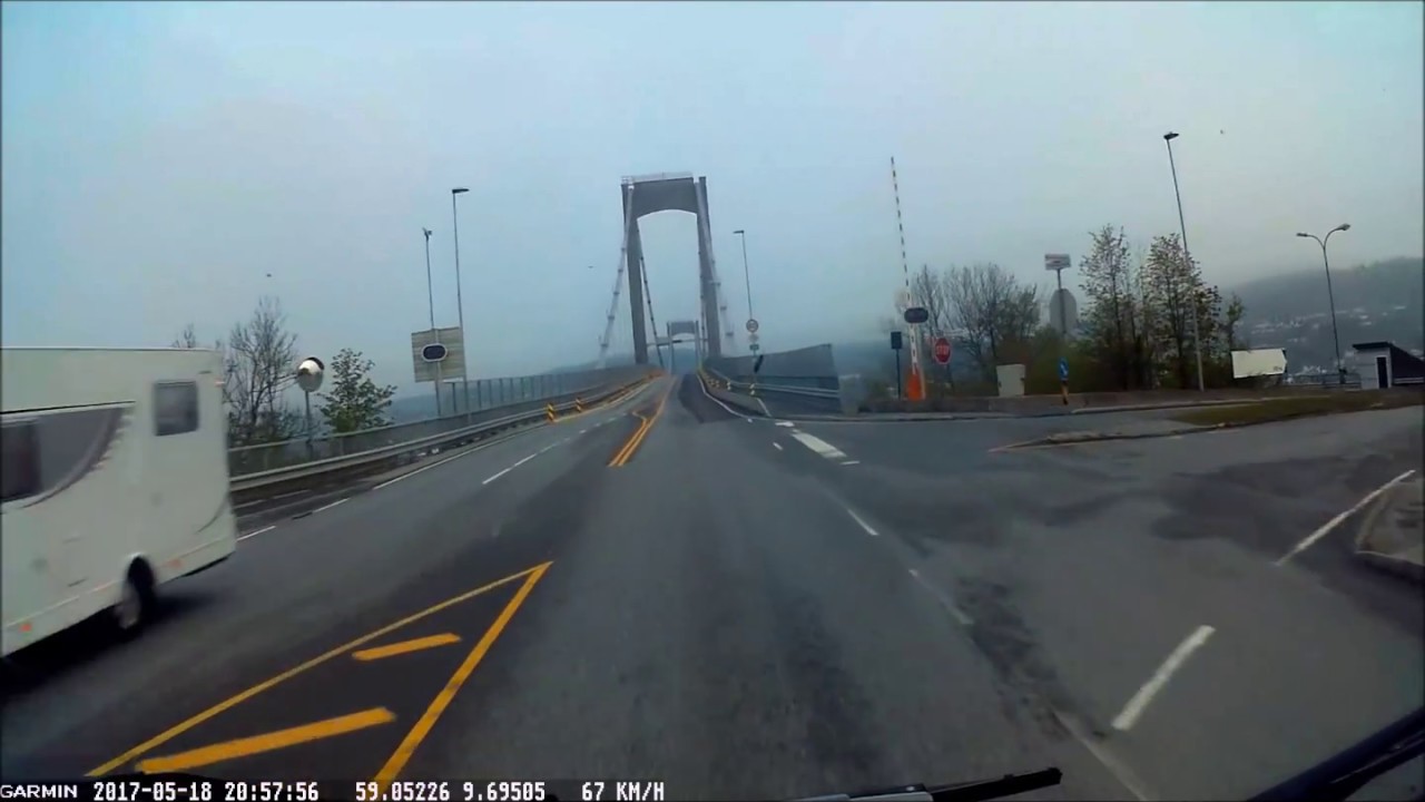 Trucking in Norway. Driving on the old E18, southbound.