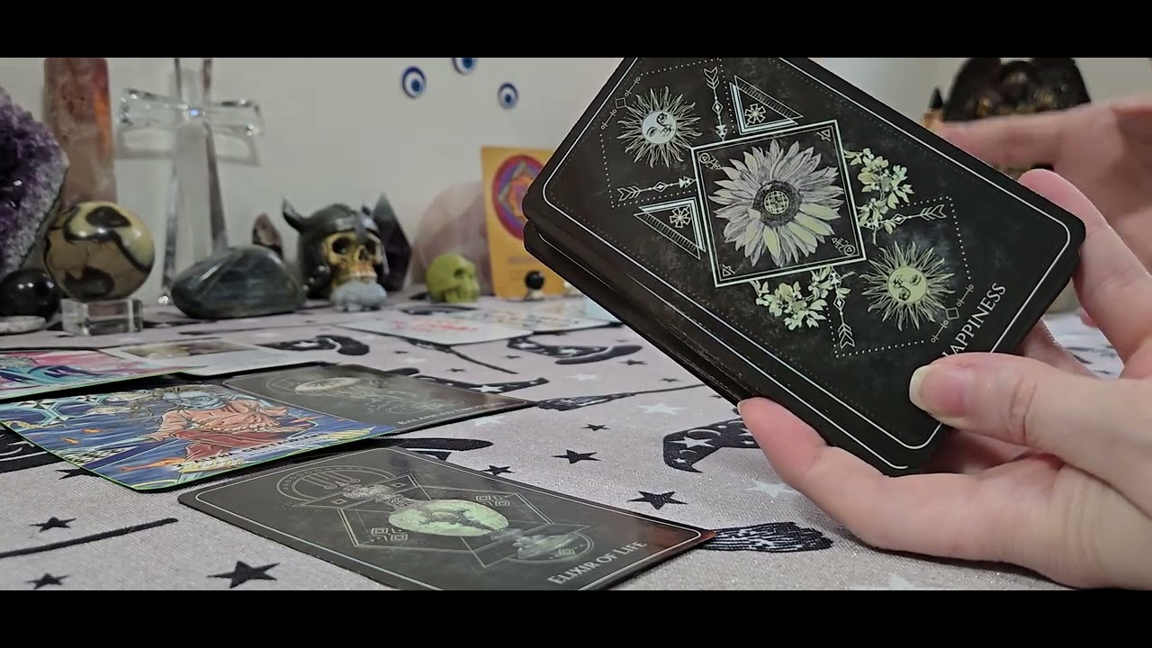 Capricorn ♑️ she wanted everything that was yours and now its all crashing down around everyone 