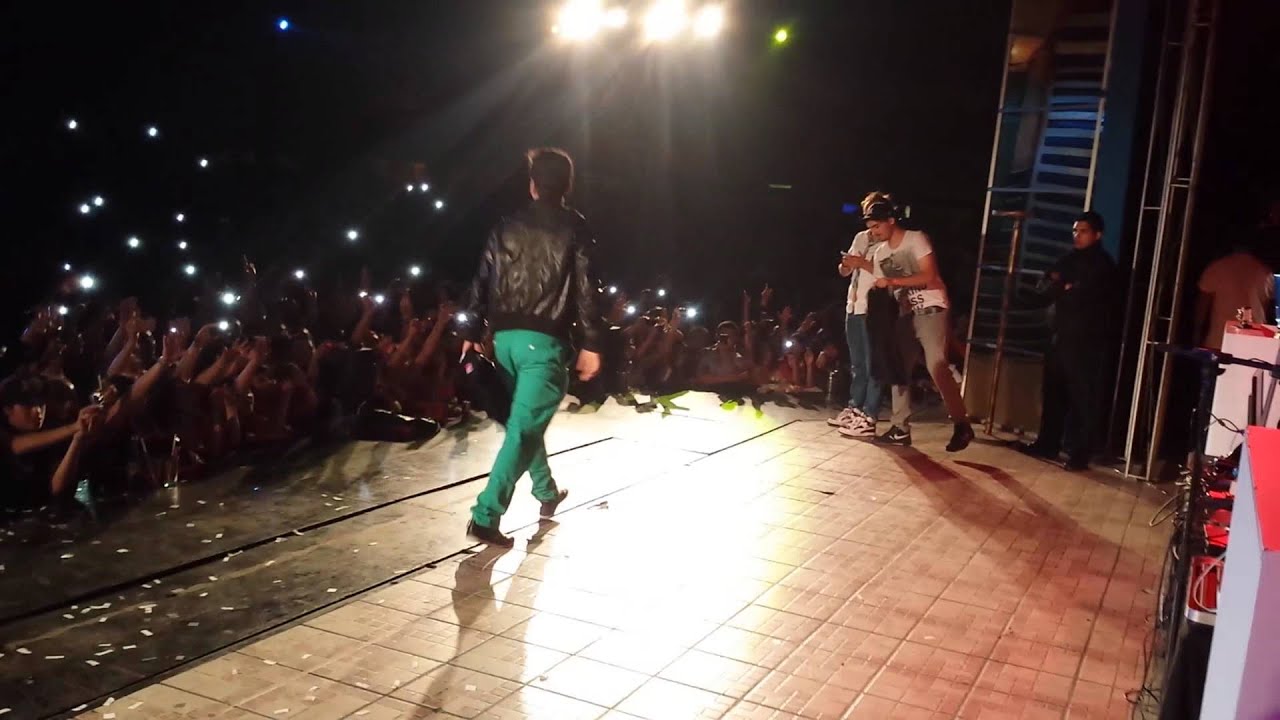 Fiesta aniversario Radio Carolina 2013 en Luxor