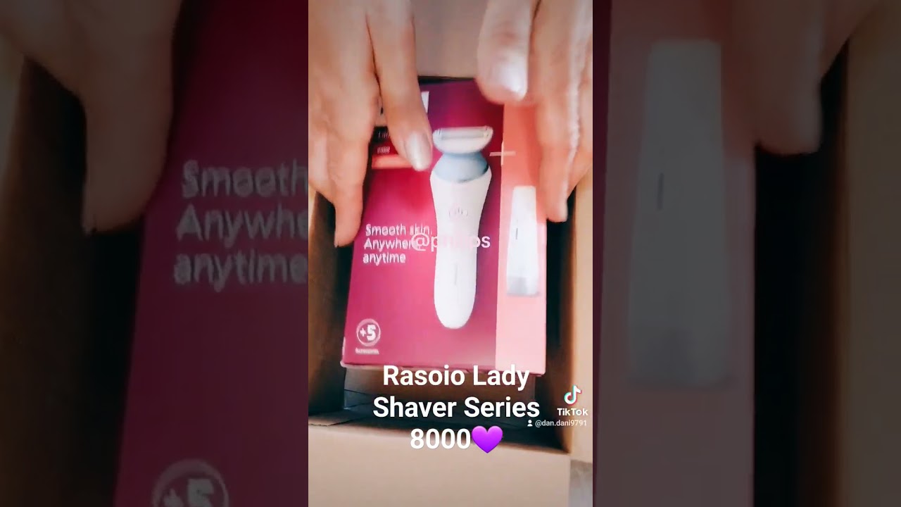 Rasoio Lady Shaver Series 8000 senza fili. Super da portare con te anche in vacanza 👍💜
