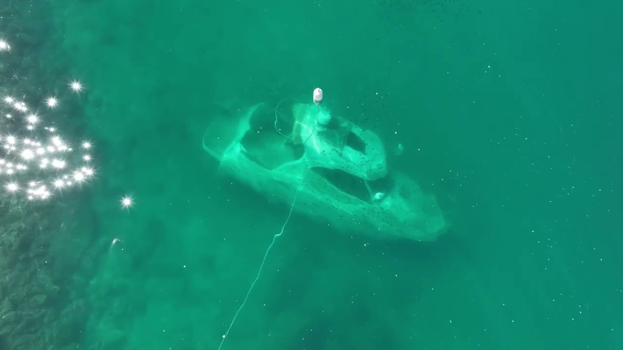 Potopljeni brod kod plaže Prva voda na Marjanu