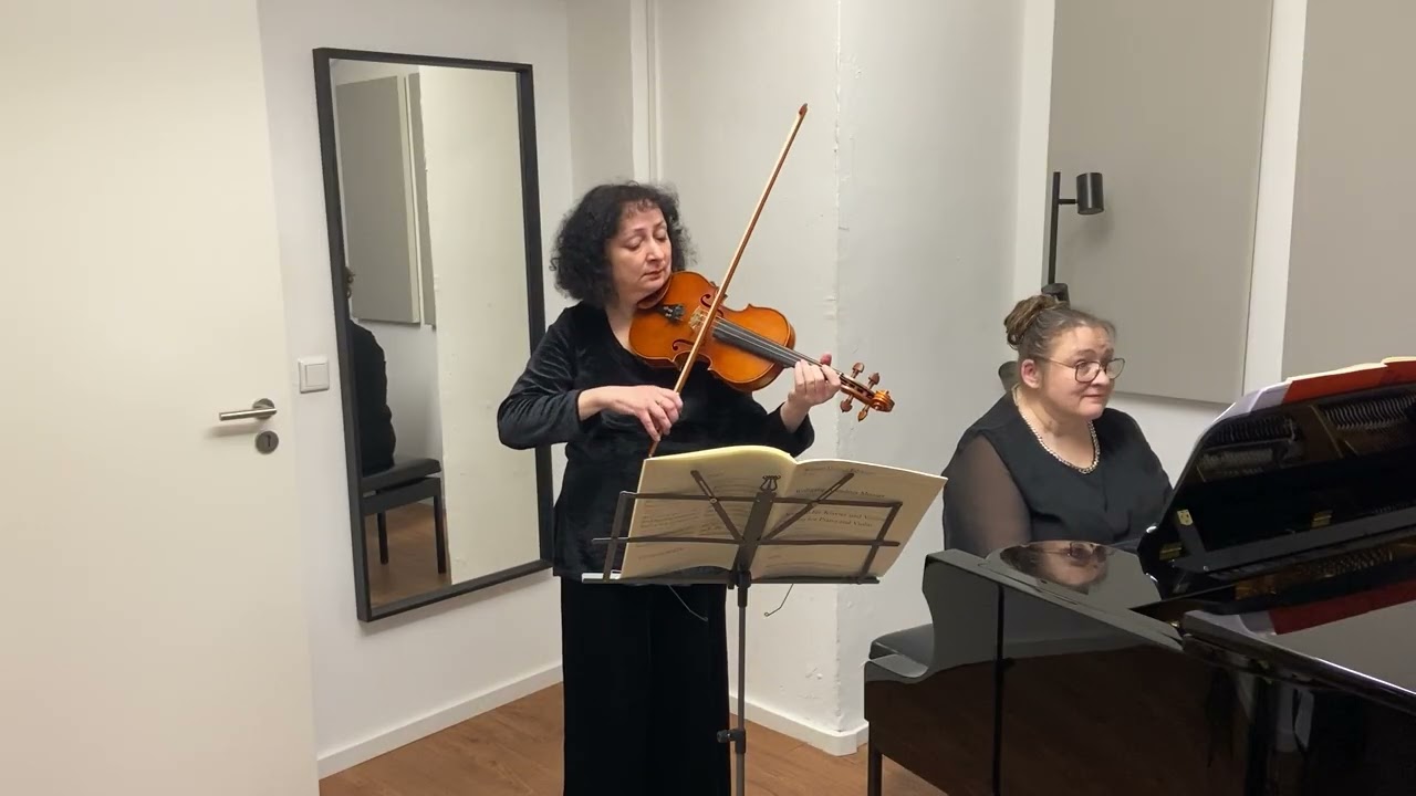 Inna Kogan und Katya Luzi . Fritz Kreisler „Toy - Soldiers March
