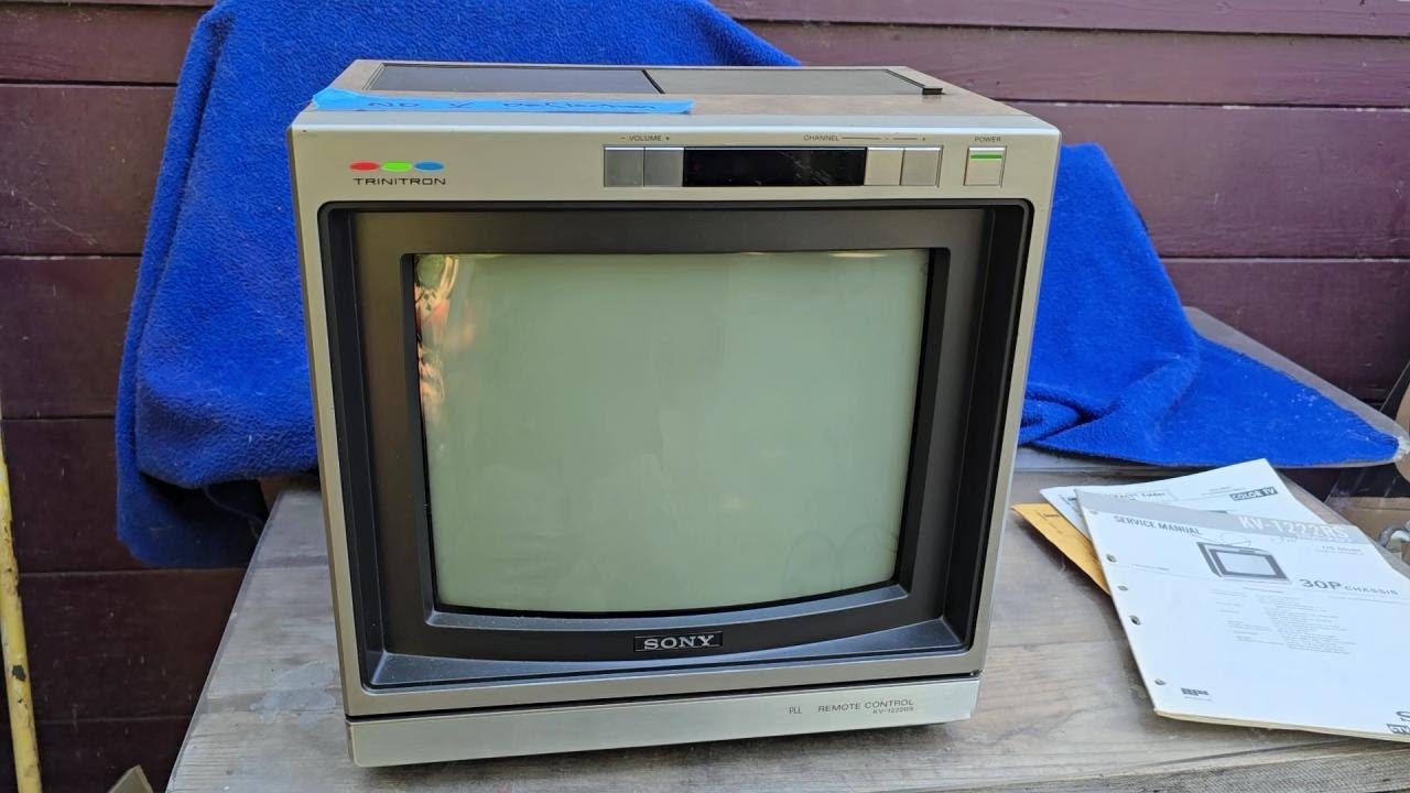Ремонт цветного телевизора Sony Trinitron KV1222 1984 года выпуска с вертикальным отклонением.