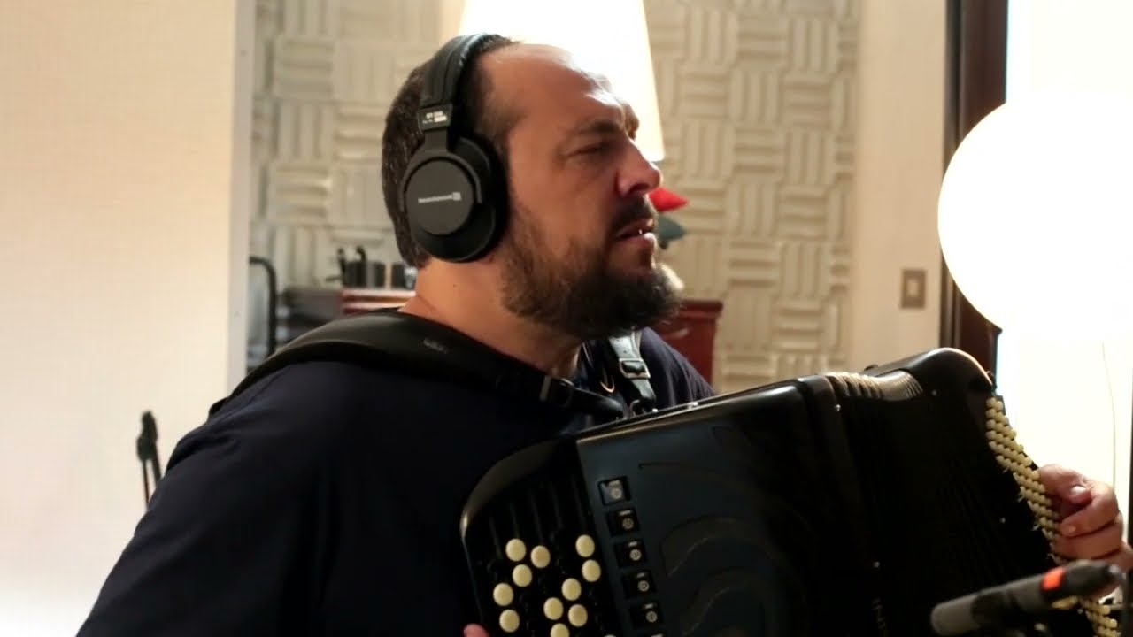 Frédéric Viale - Besame mucho (Consuelo Velázquez)