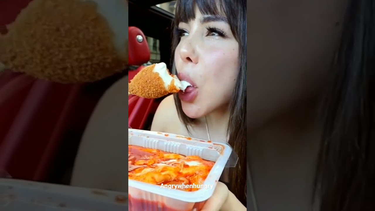 eating corn dog #corndog #hotdog #tteokbokki