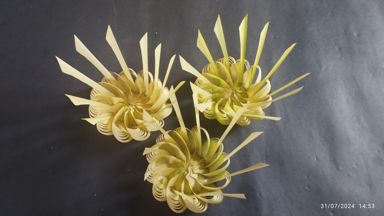 Cara membuat canang sari iseh simpel  irit bahan