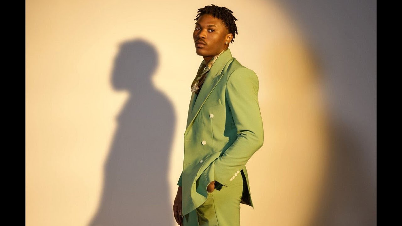 Diamond Jimma – Awuyewuye (Official Lyric Video)